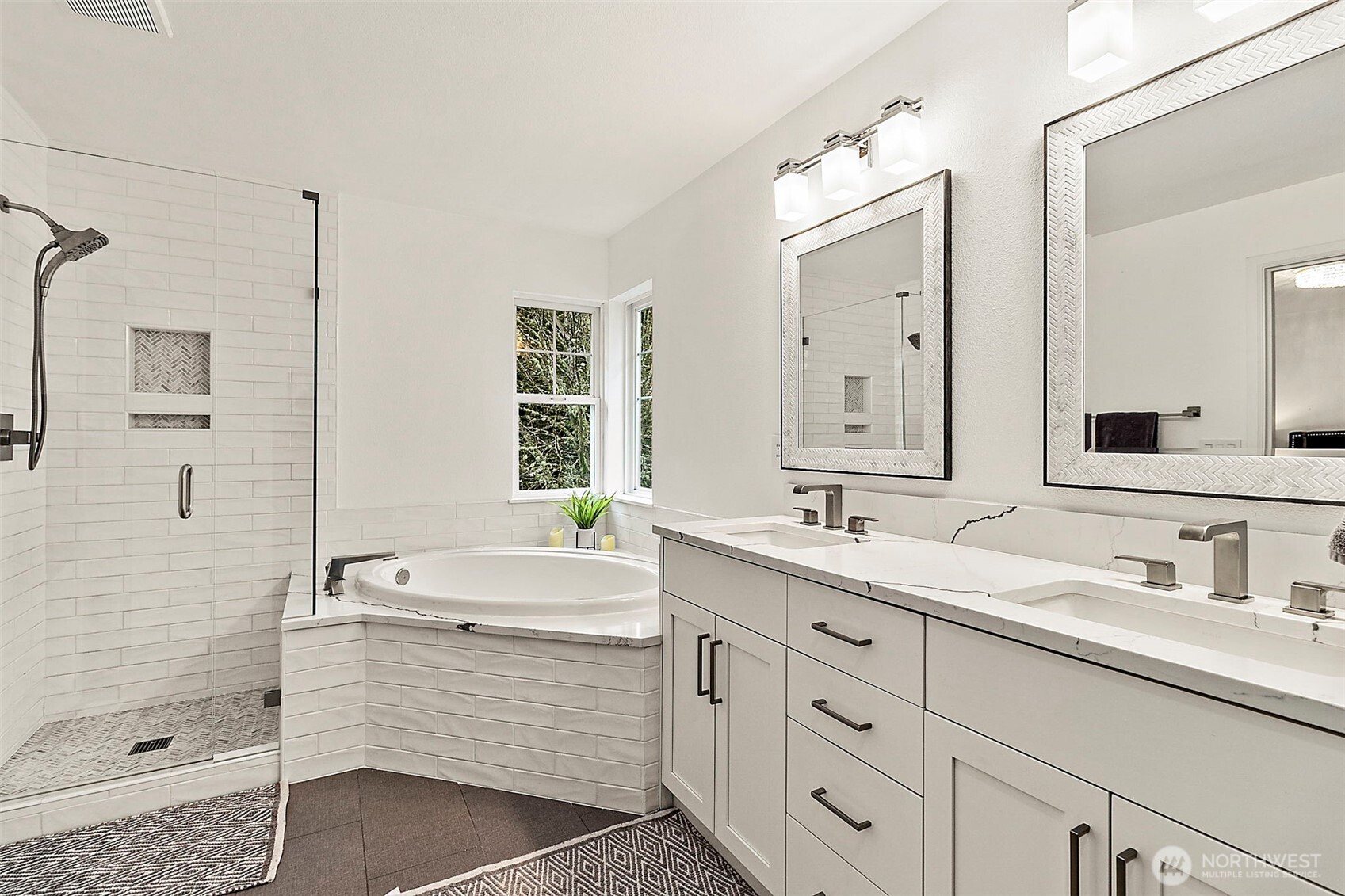 6731 161st Avenue SE #B, Bellevue, WA 98006