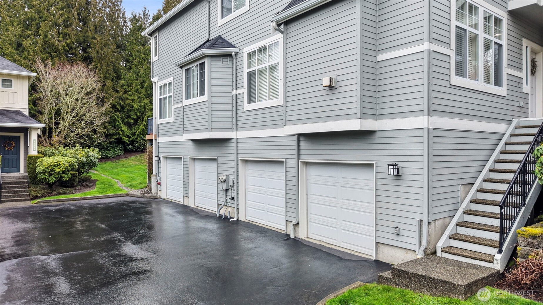 6731 161st Avenue SE #B, Bellevue, WA 98006