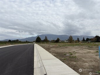 420 W 4th Street , Everson, WA 98247