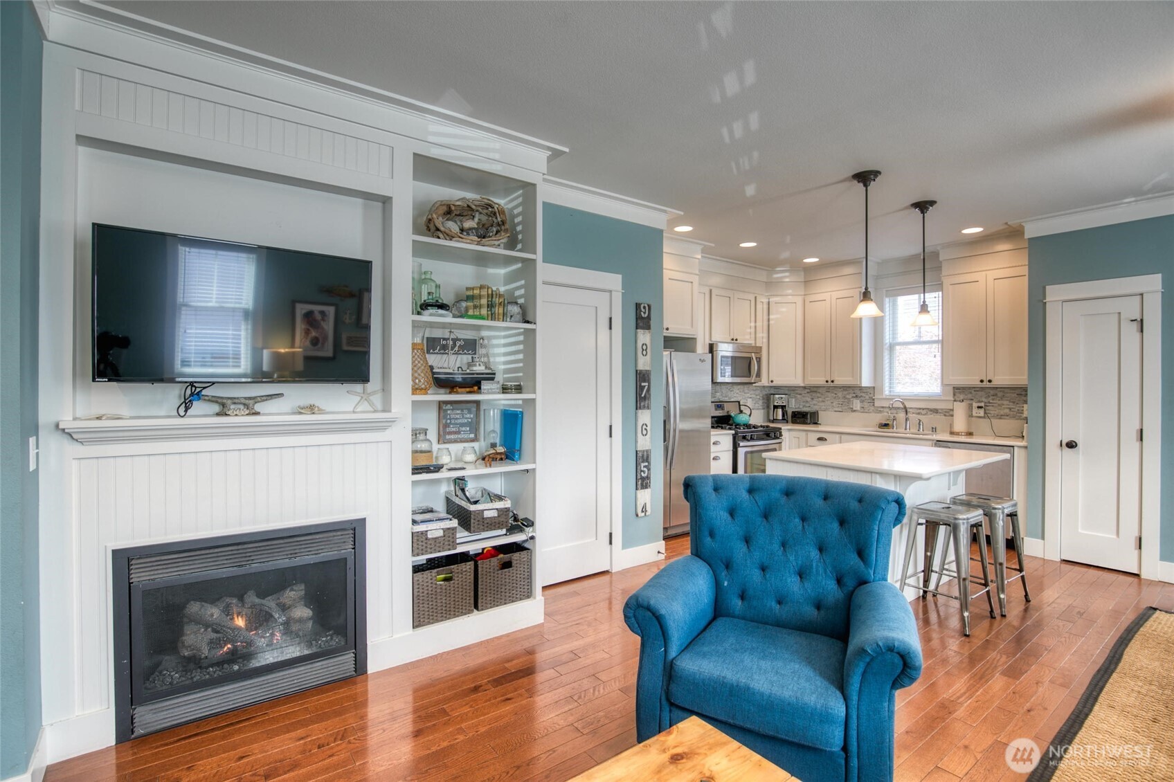 38 W Myrtle Lane , Pacific Beach, WA 98571