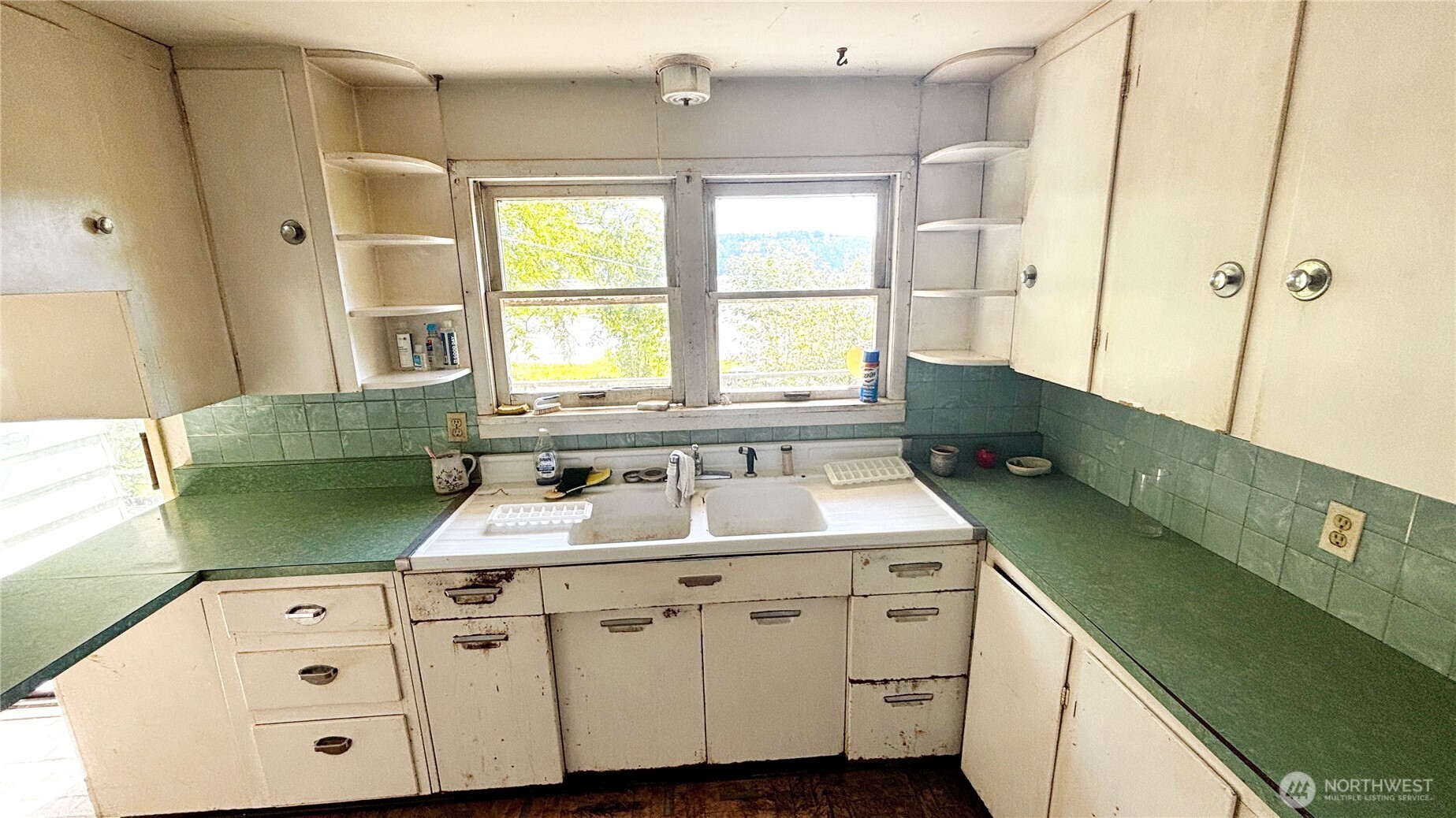 1030 Linger Longer Road , Quilcene, WA 98376