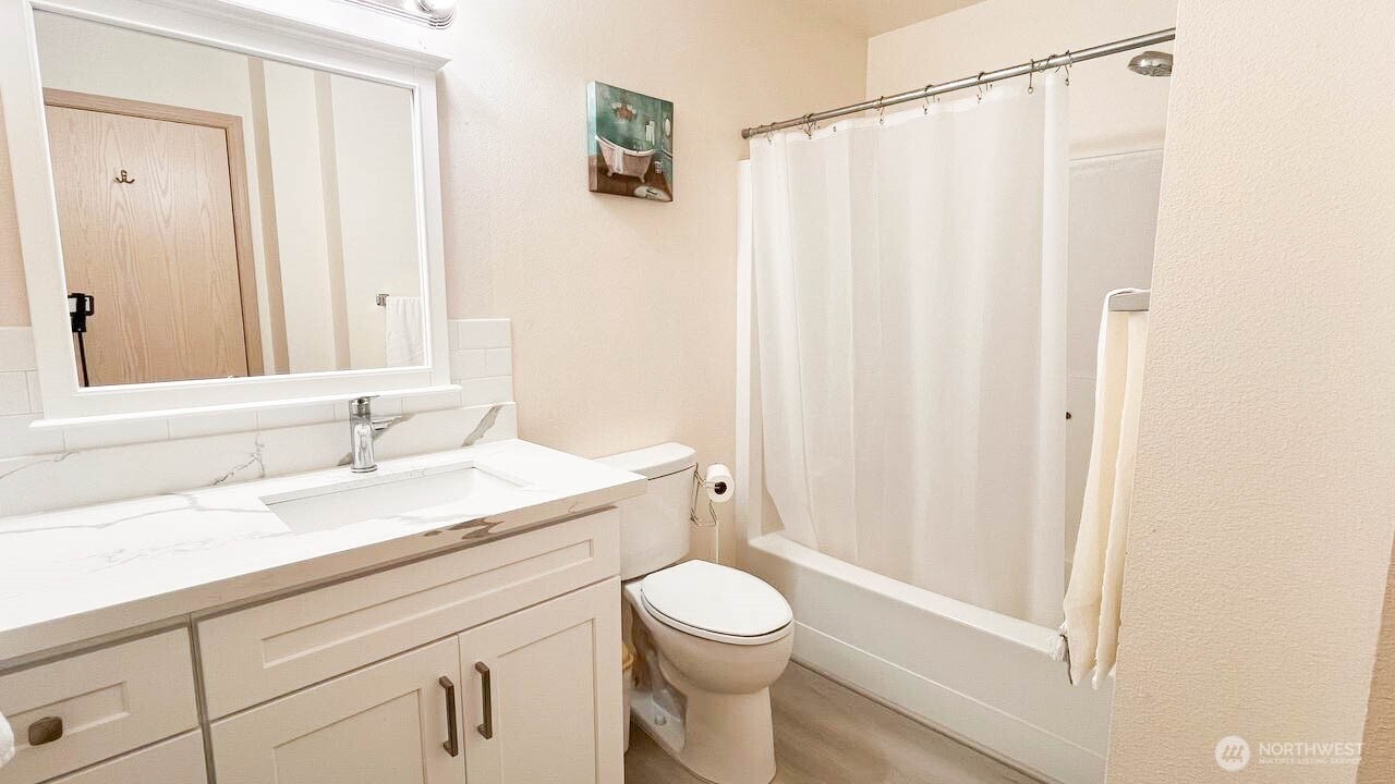 1001 W Casino Road #G303, Everett, WA 98204