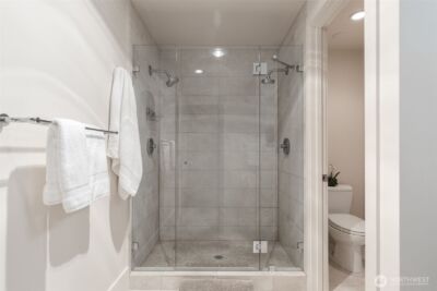 1 Ward Street #C, Seattle, WA 98109 - Photo 19