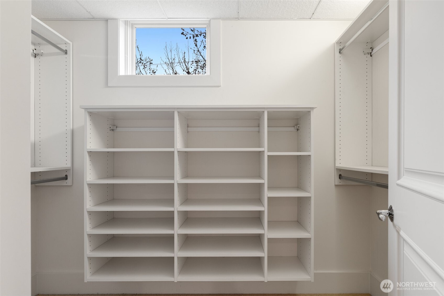 1 Ward Street #C, Seattle, WA 98109