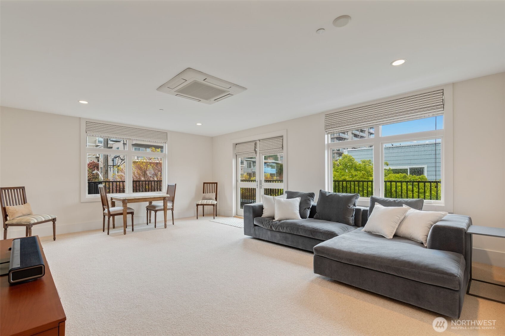 1 Ward Street #C, Seattle, WA 98109