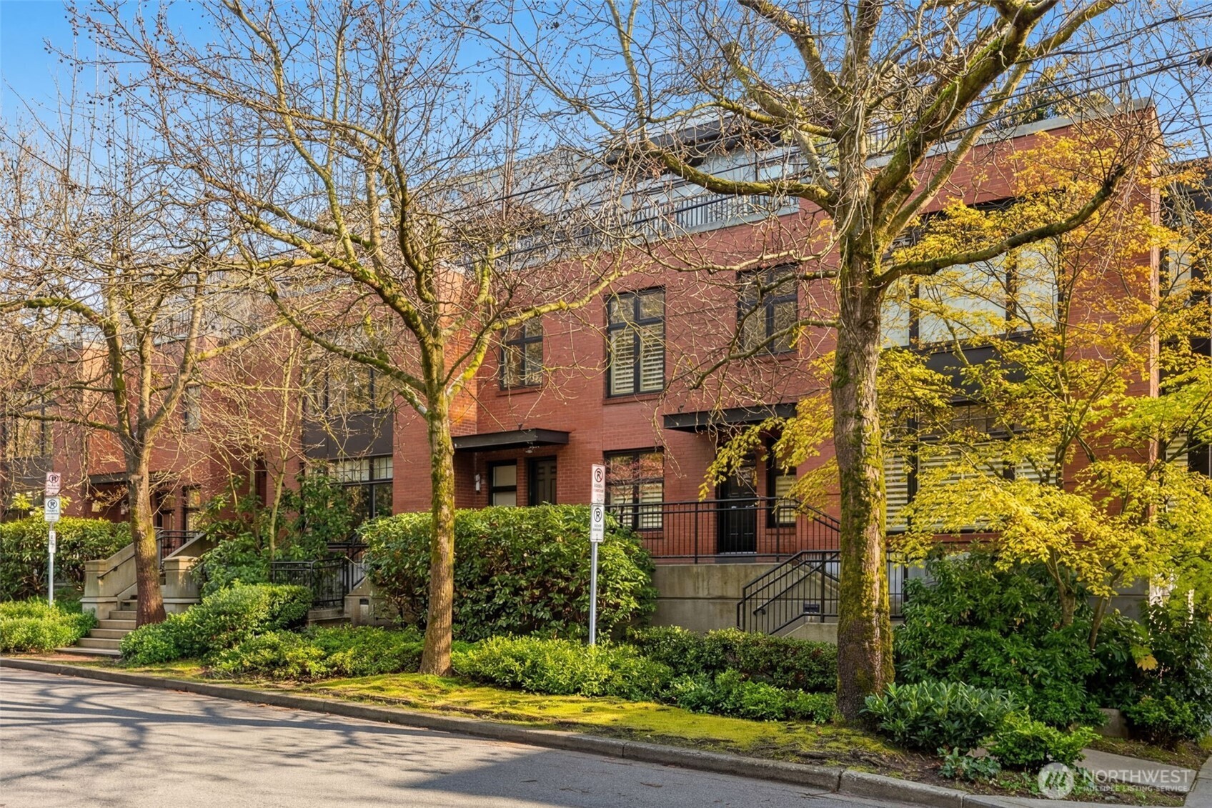 1 Ward Street #C, Seattle, WA 98109