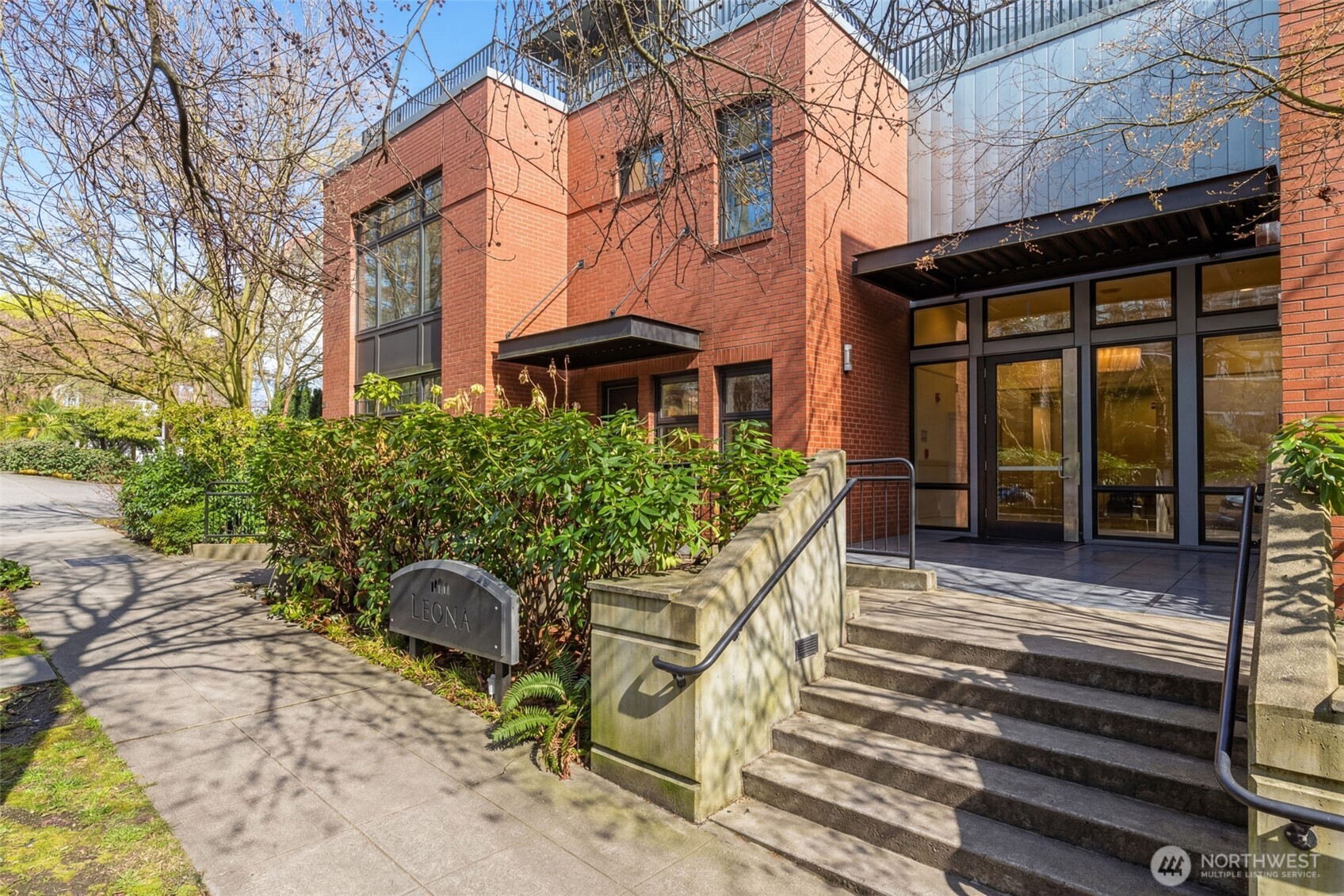 1 Ward Street #C, Seattle, WA 98109