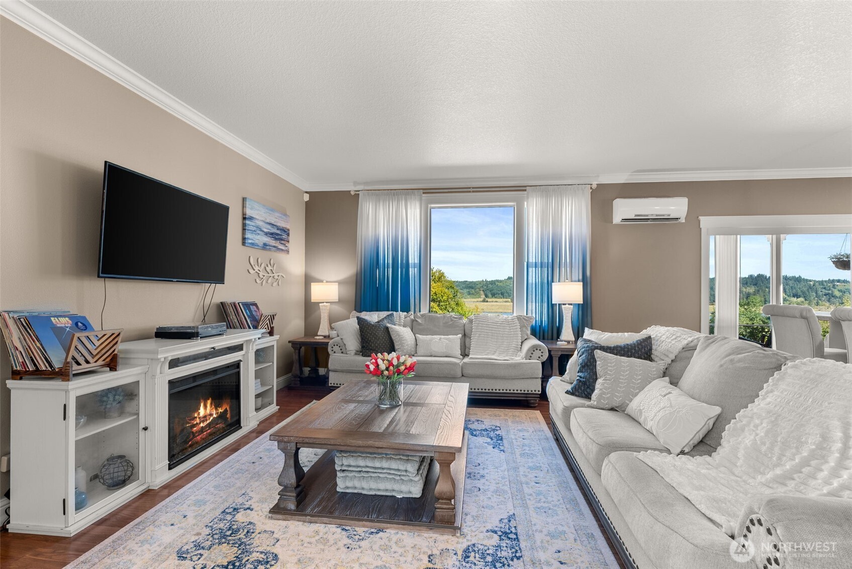 1480 Pacific Avenue , Raymond, WA 98577