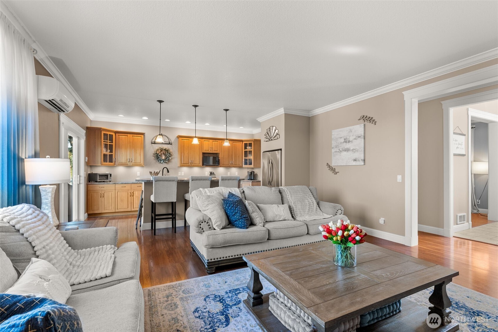 1480 Pacific Avenue , Raymond, WA 98577