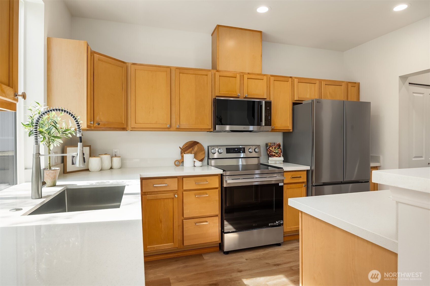 21507 42nd Avenue S #H1, SeaTac, WA 98198