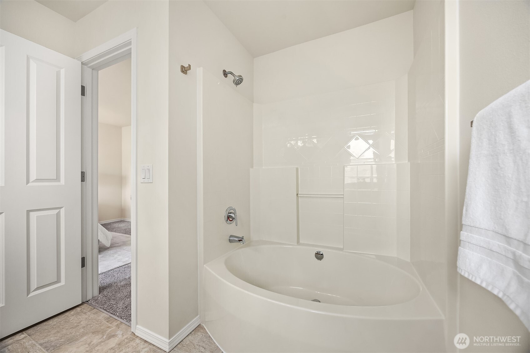 21507 42nd Avenue S #H1, SeaTac, WA 98198