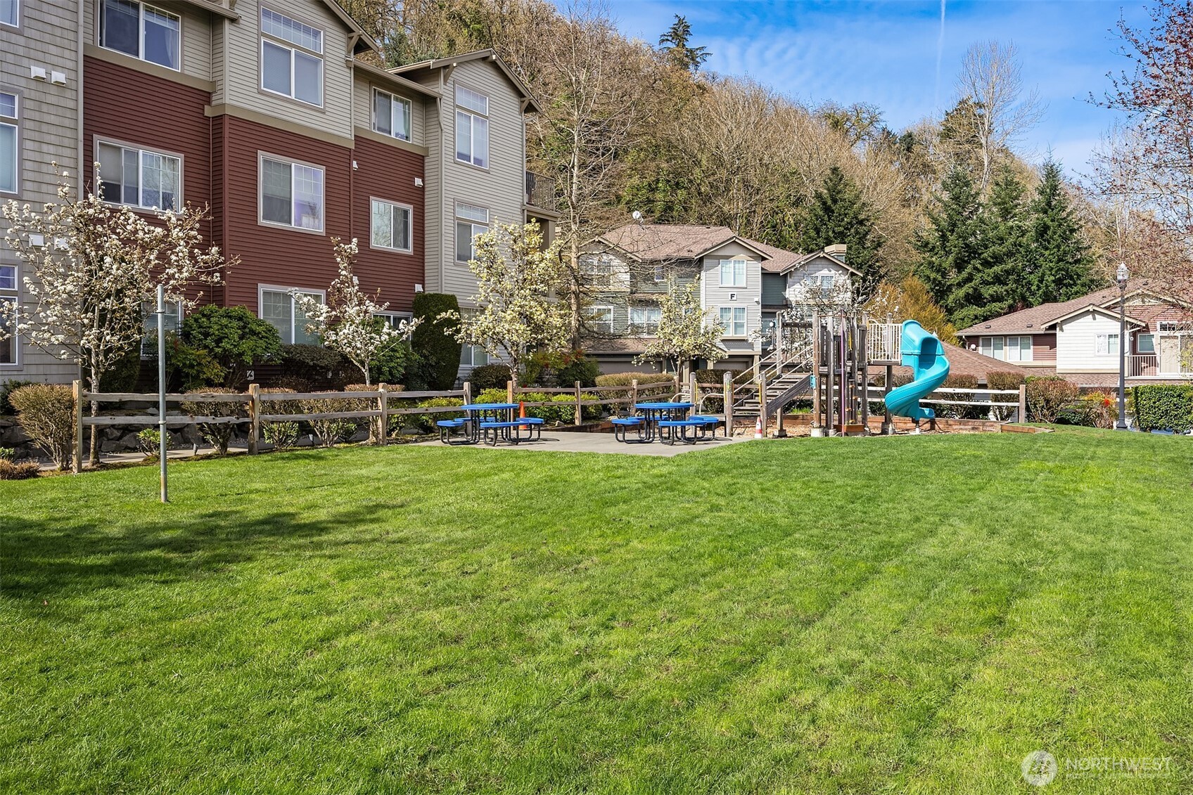 21507 42nd Avenue S #H1, SeaTac, WA 98198