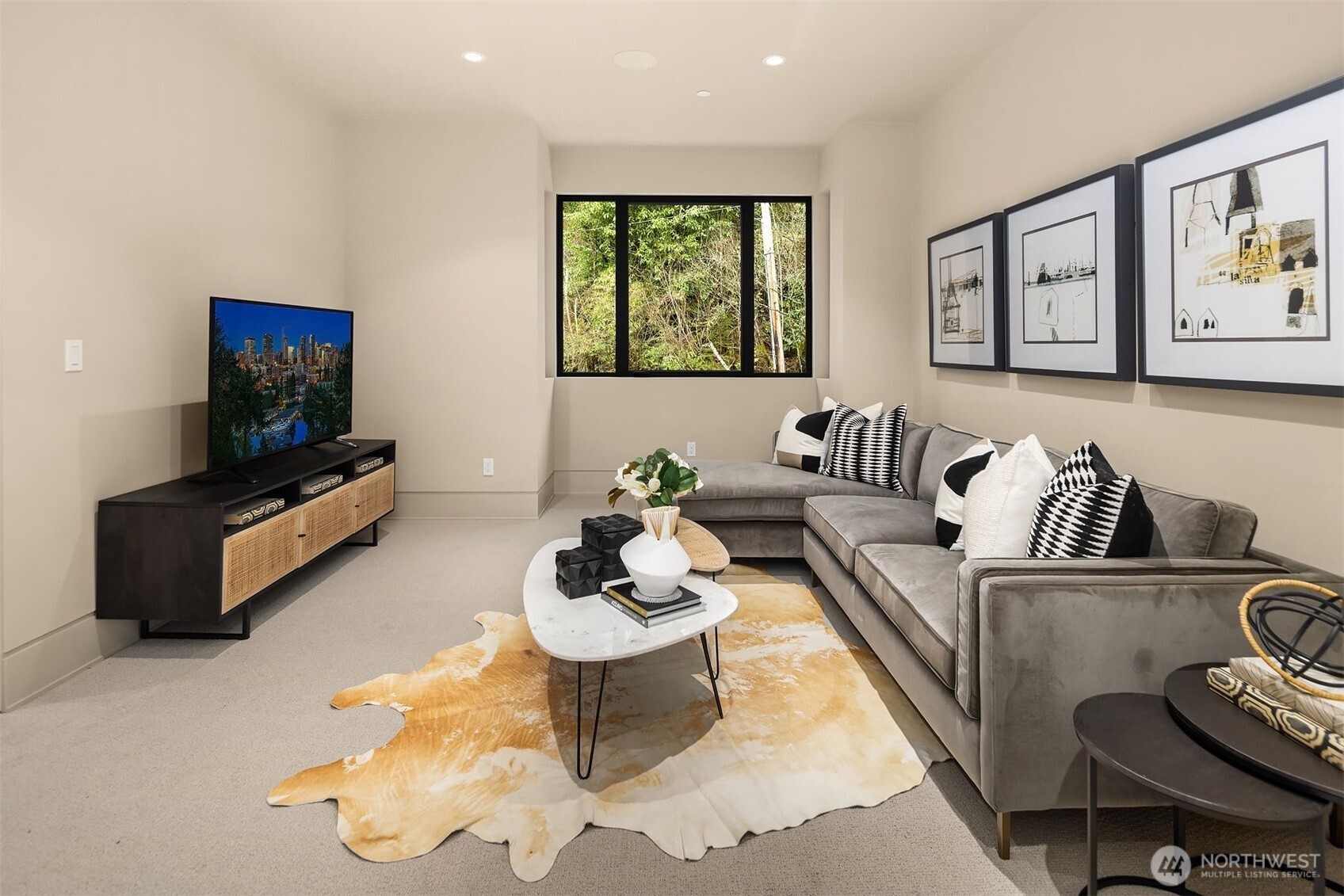 9630 SE 5th Street , Bellevue, WA 98004