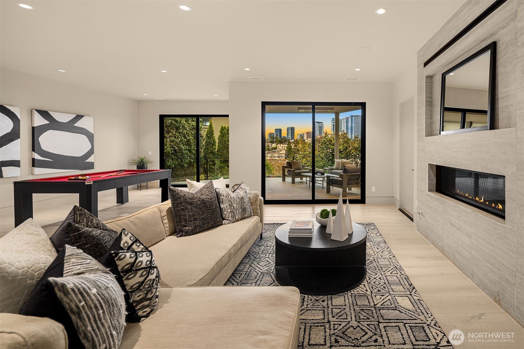 9630 SE 5th Street , Bellevue, WA 98004