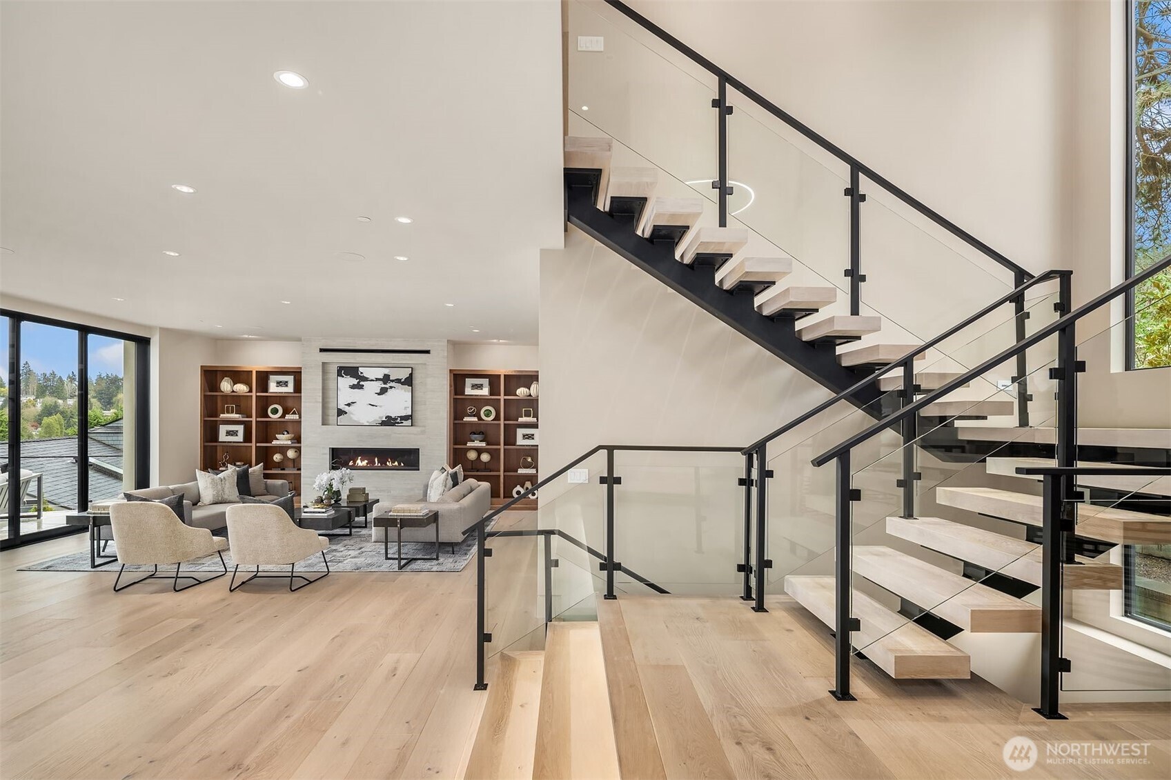 9630 SE 5th Street , Bellevue, WA 98004