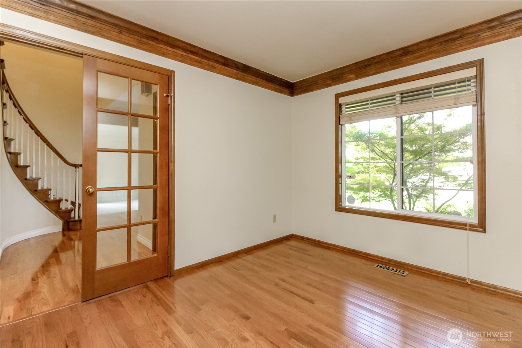 33615 7th Place SW, Federal Way, WA 98023