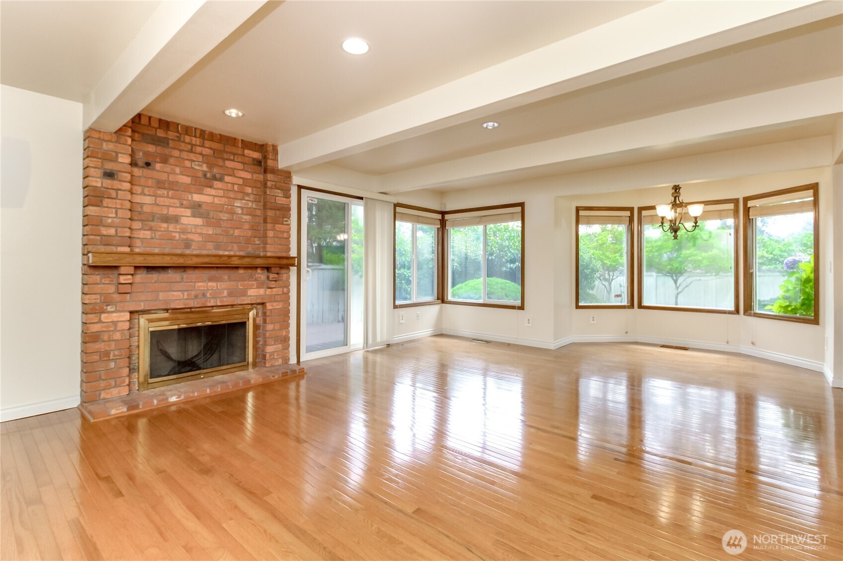 33615 7th Place SW, Federal Way, WA 98023