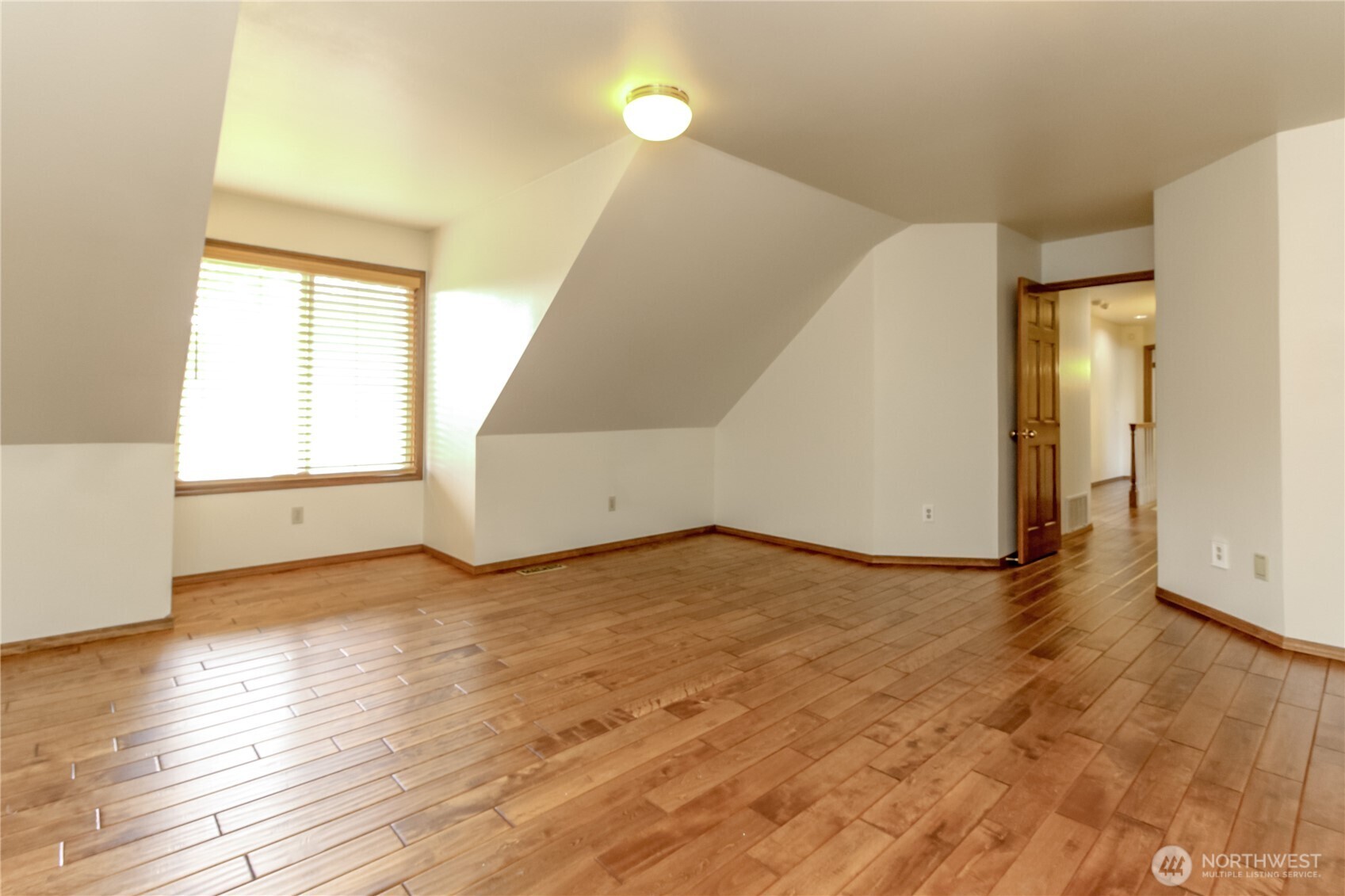 33615 7th Place SW, Federal Way, WA 98023