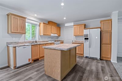 18415 Hames Street SE, Yelm, WA 98597 - Photo 8