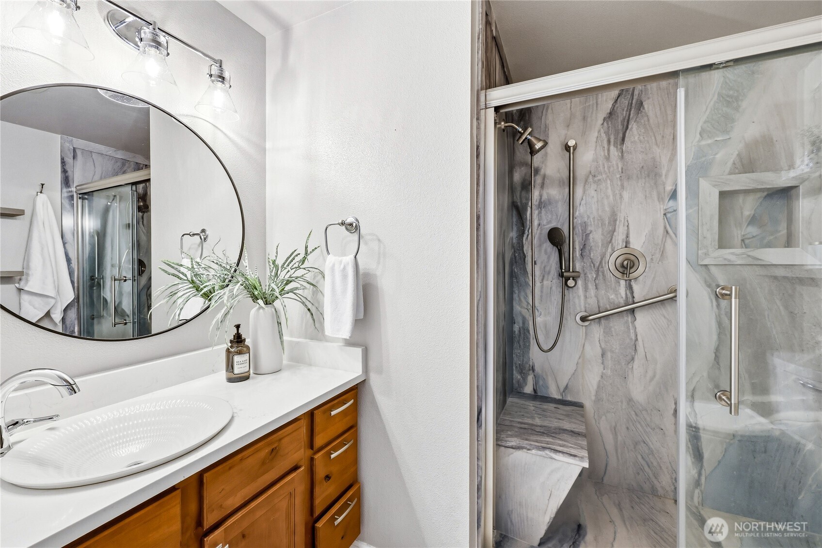 19188 Megger Circle NE, Poulsbo, WA 98370