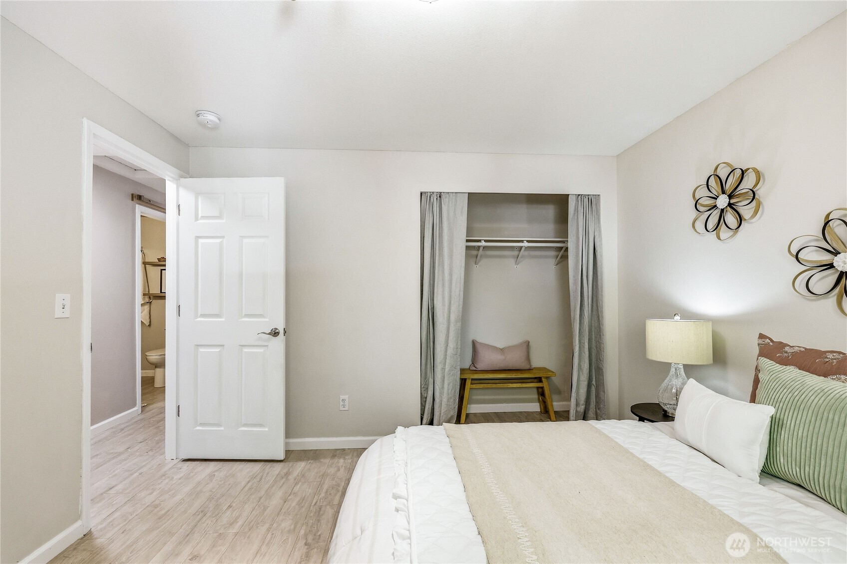 19188 Megger Circle NE, Poulsbo, WA 98370