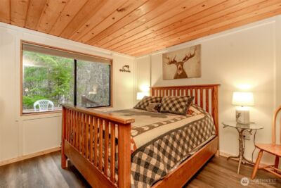 101 Mountain View Dr , Ashford, WA 98304 - Photo 18