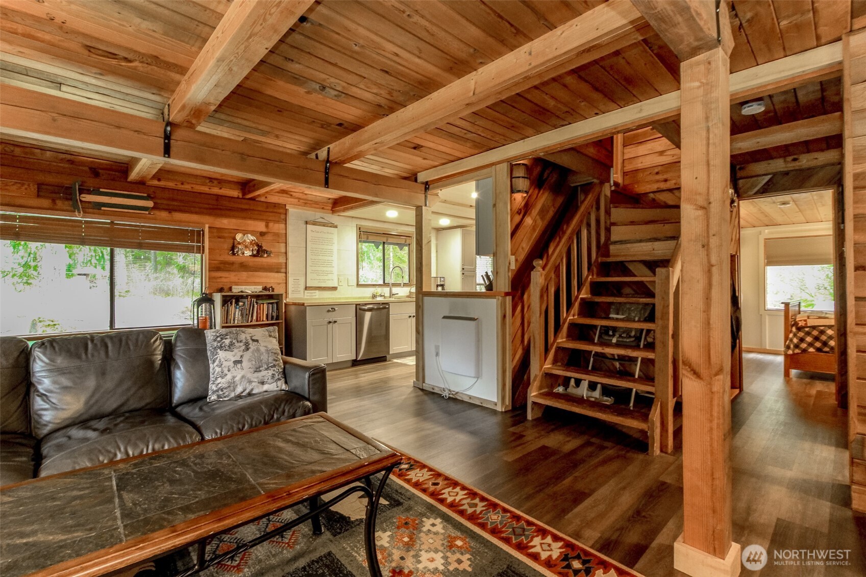 101 Mountain View Dr , Ashford, WA 98304