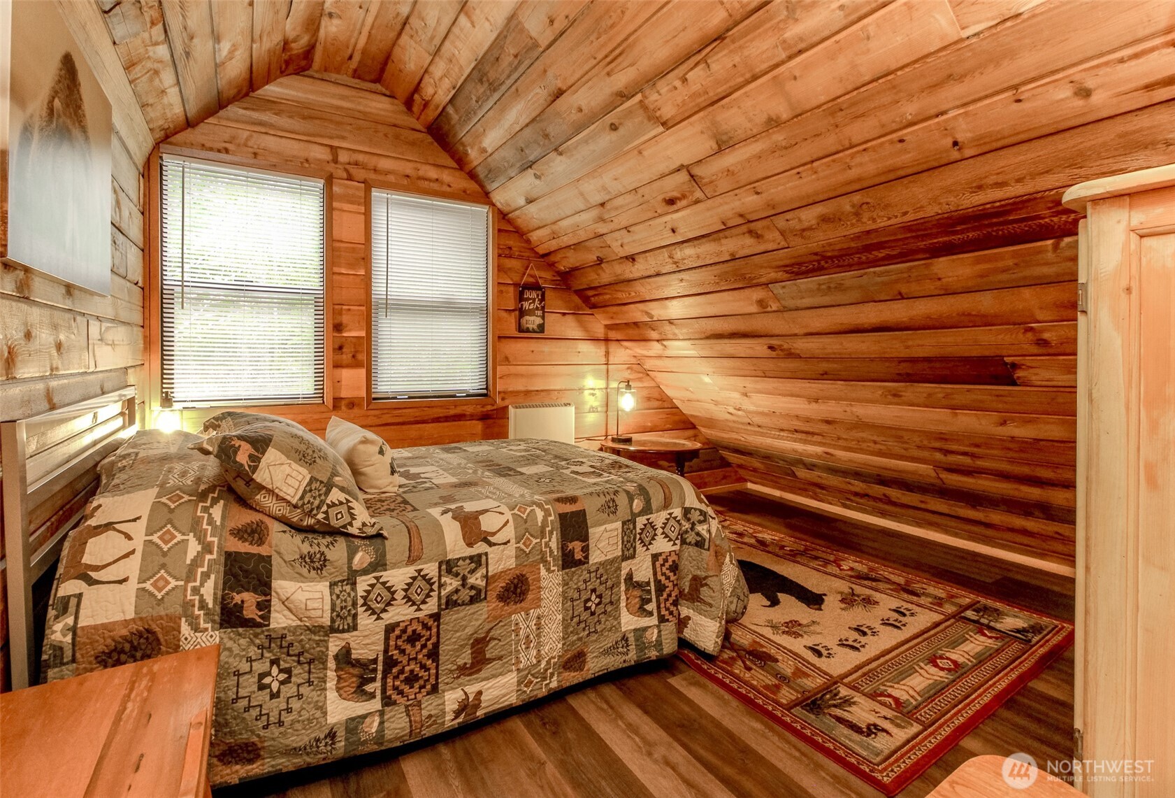 101 Mountain View Dr , Ashford, WA 98304