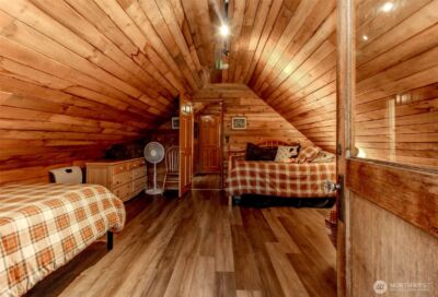 101 Mountain View Dr , Ashford, WA 98304 - Photo 25