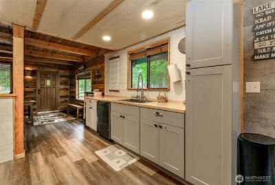 101 Mountain View Dr , Ashford, WA 98304 - Photo 8