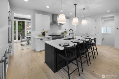 208 35th Avenue E, Seattle, WA 98112 - Photo 11