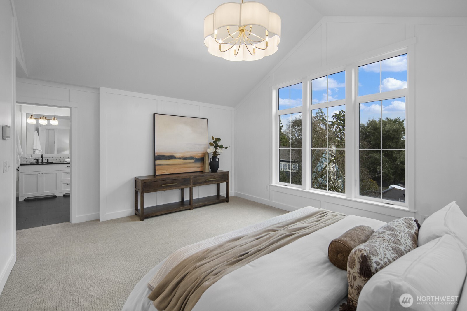 208 35th Avenue E, Seattle, WA 98112