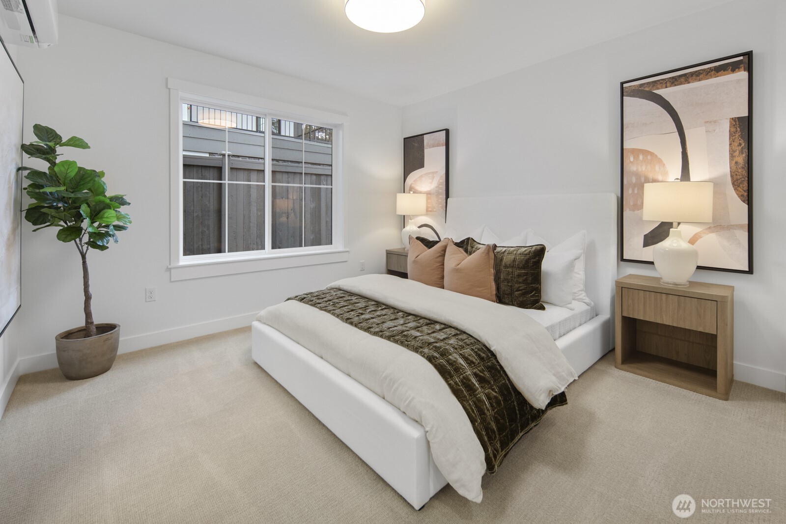 208 35th Avenue E, Seattle, WA 98112