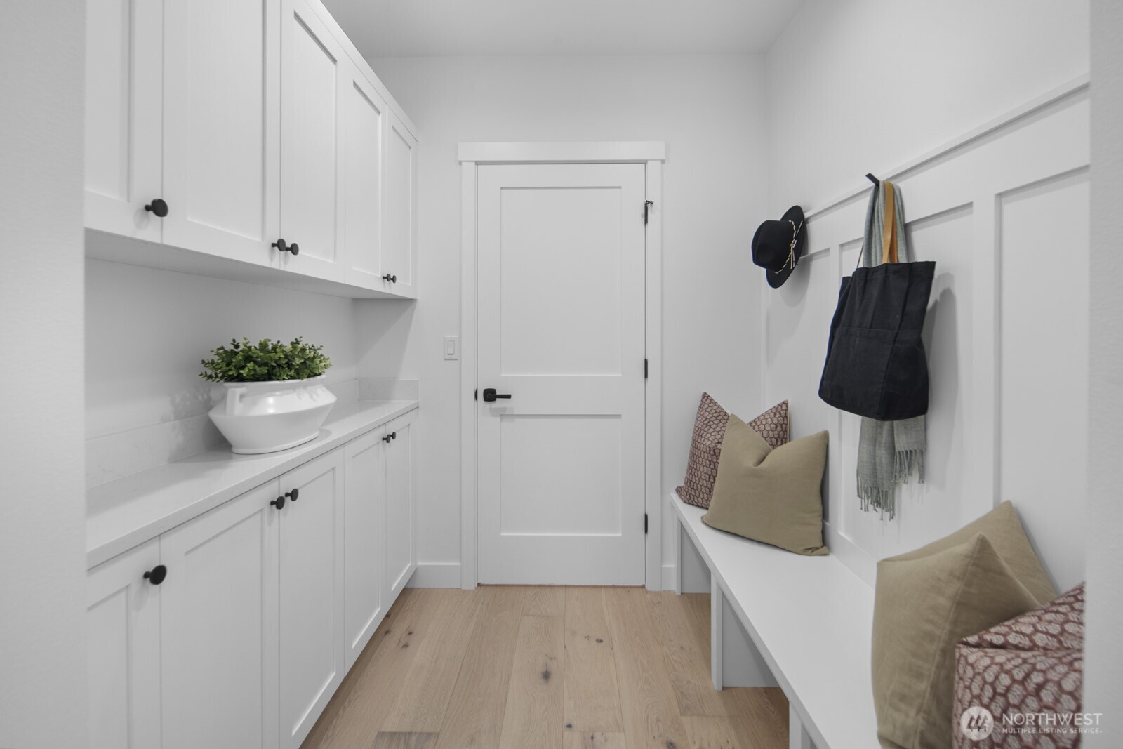 208 35th Avenue E, Seattle, WA 98112