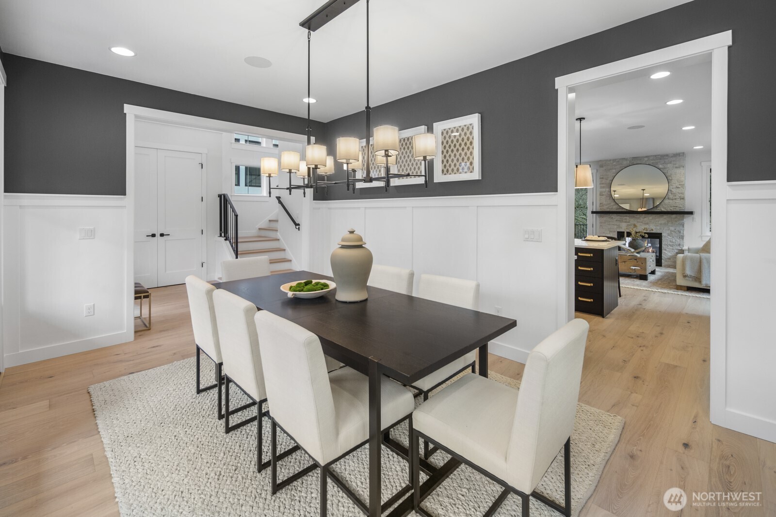 208 35th Avenue E, Seattle, WA 98112