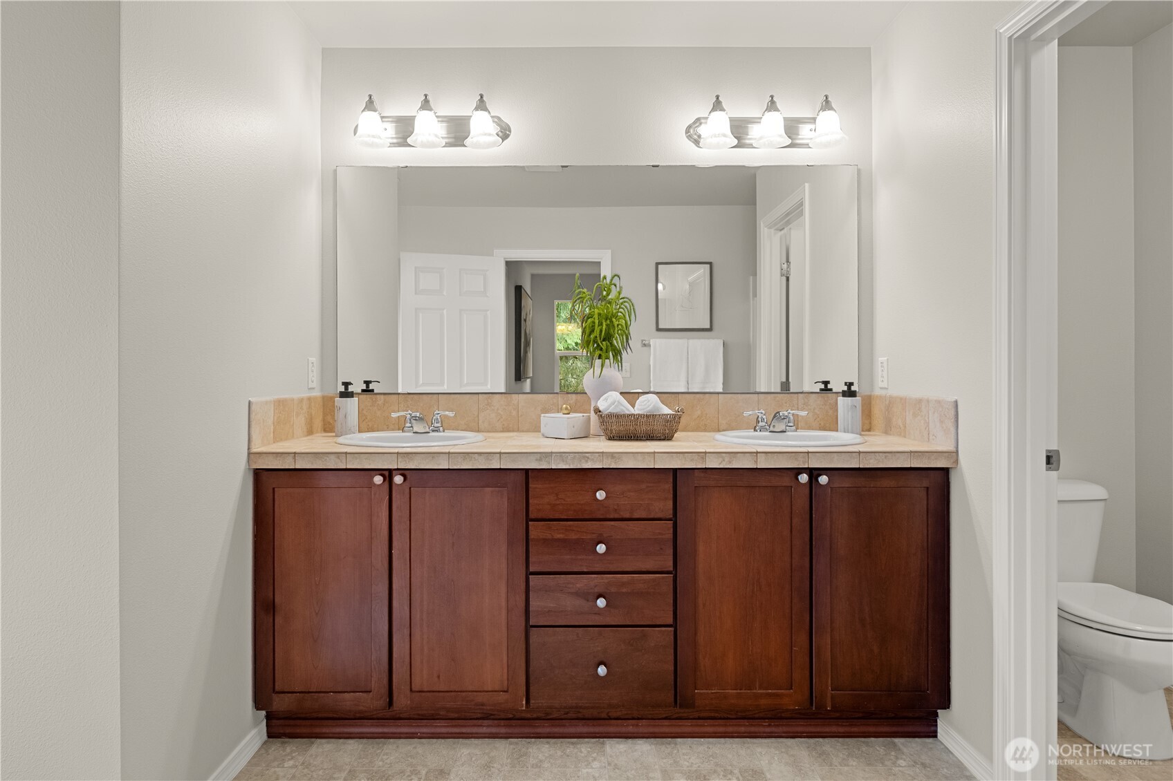 12313 NE 203rd Street #91, Bothell, WA 98011-7659