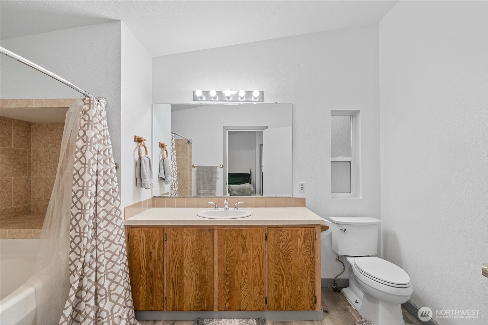 48 Robin Lane , Pacific Beach, WA 98571