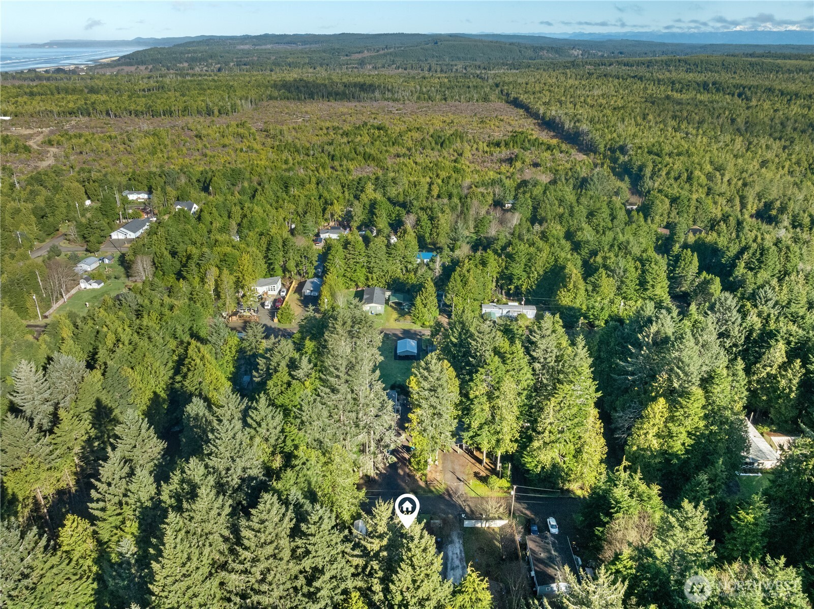 48 Robin Lane , Pacific Beach, WA 98571