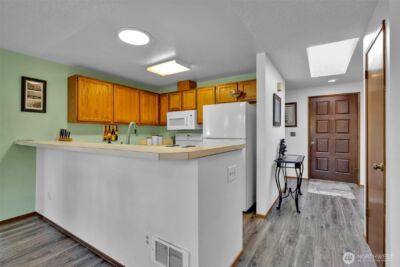 1119 S 249th Place , Des Moines, WA 98198 - Photo 4