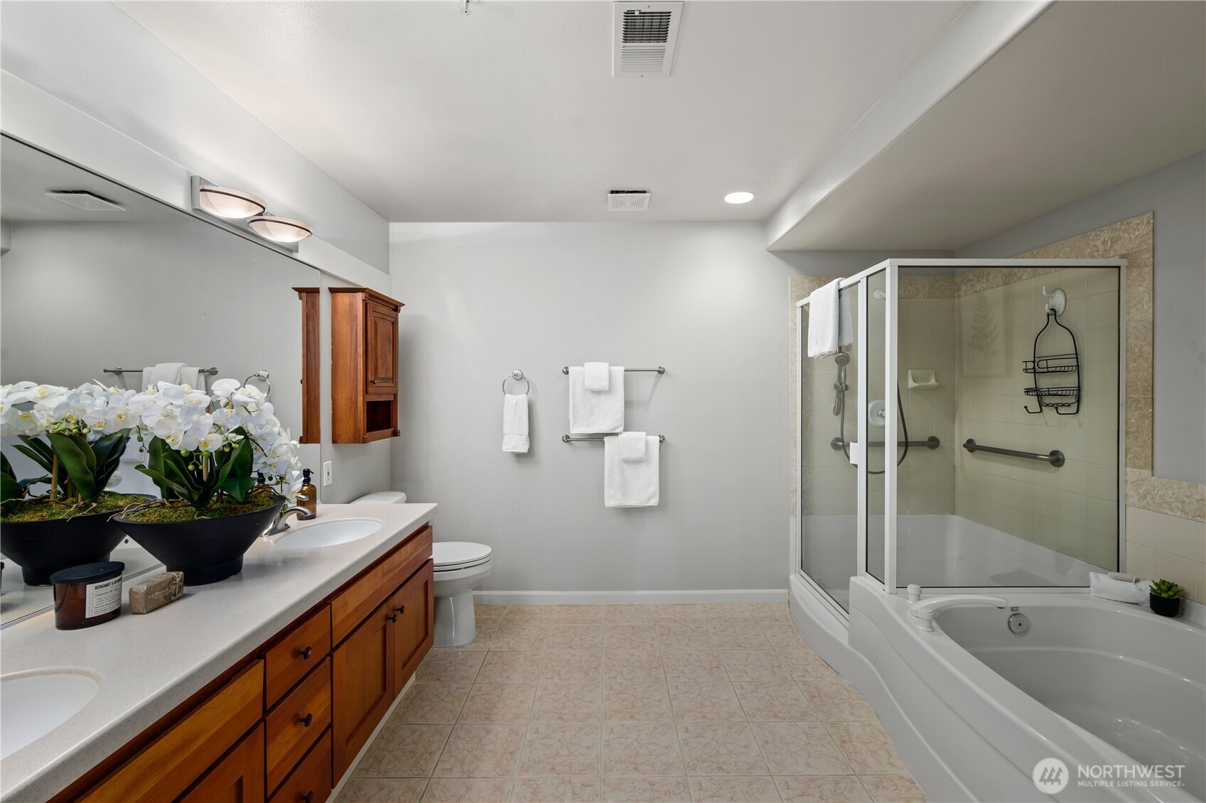 225 4th Avenue #A304, Kirkland, WA 98033