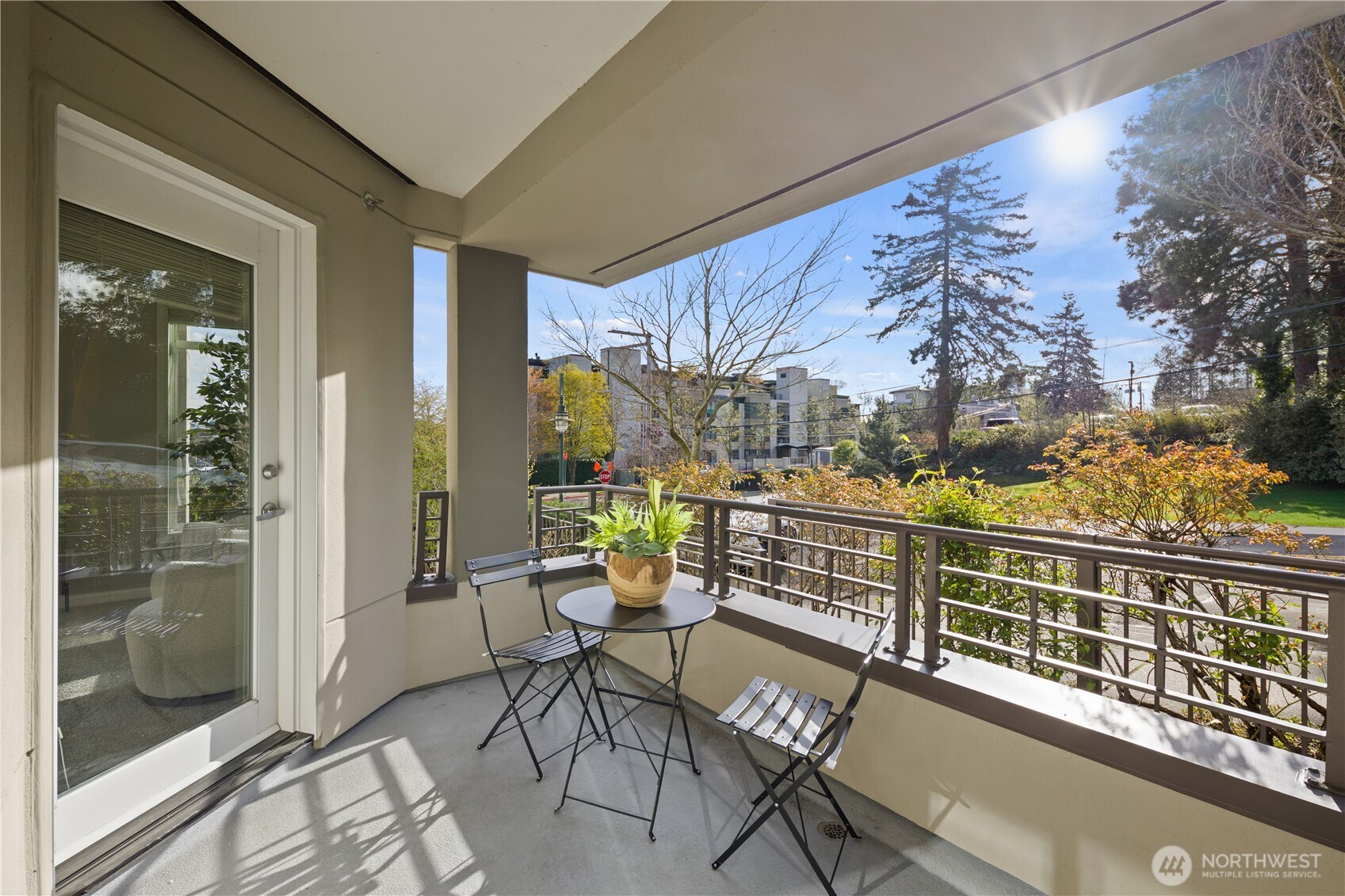 225 4th Avenue #A304, Kirkland, WA 98033