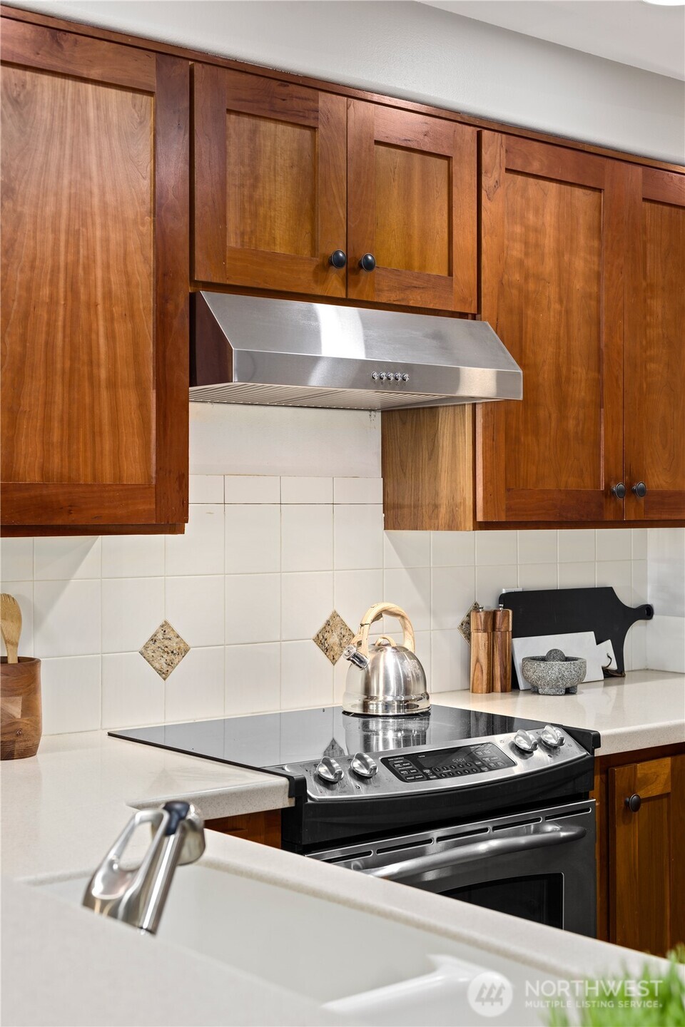 225 4th Avenue #A304, Kirkland, WA 98033