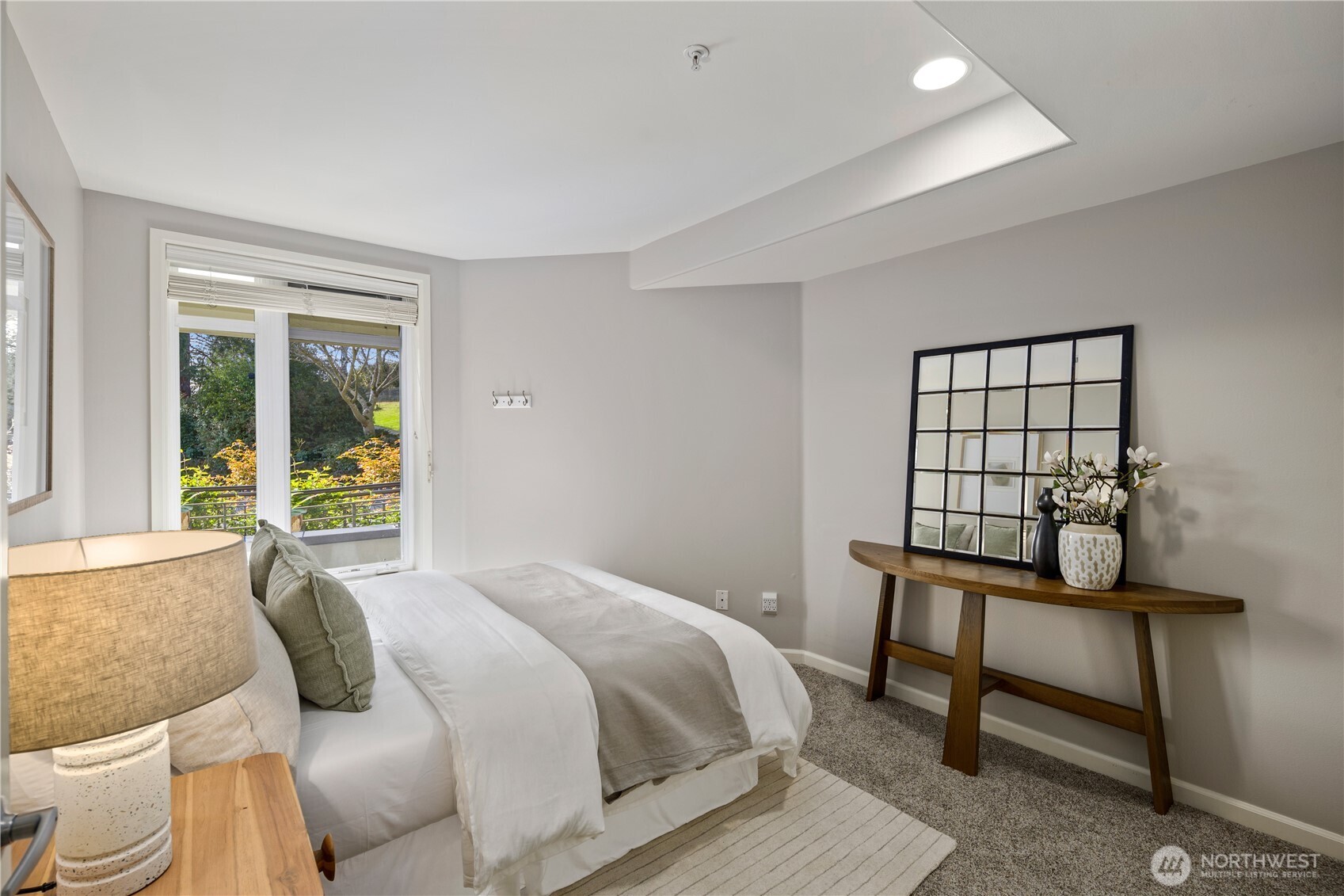 225 4th Avenue #A304, Kirkland, WA 98033