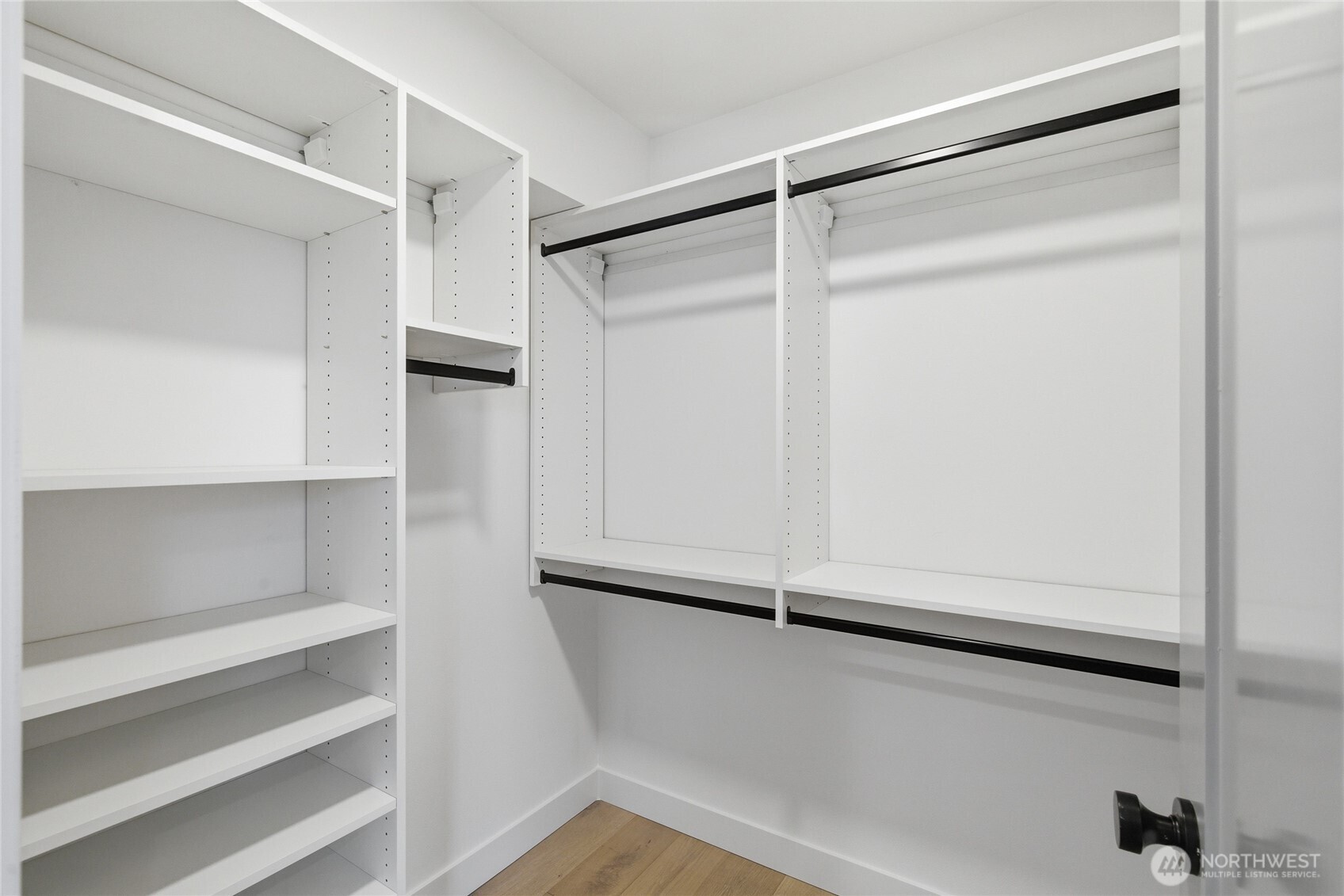 6509 19th Avenue NW, Seattle, WA 98117