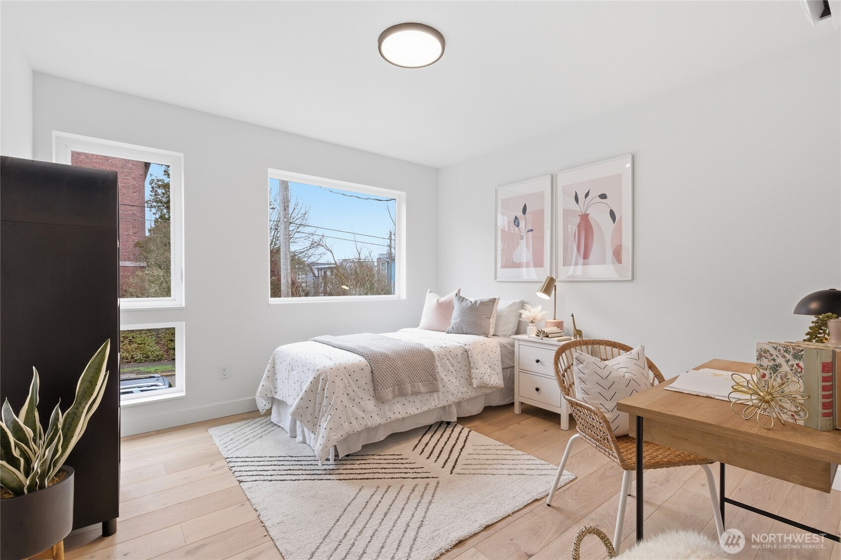 6509 19th Avenue NW, Seattle, WA 98117