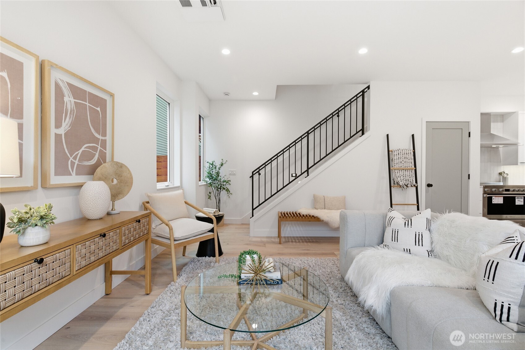 6509 19th Avenue NW, Seattle, WA 98117