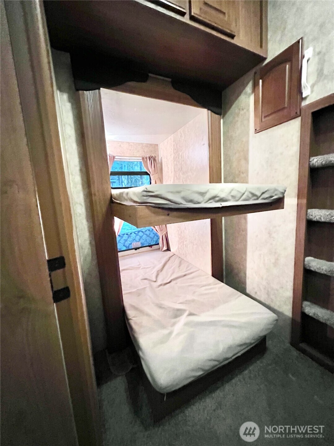 240 Shinn Canyon Drive , Deming, WA 98244