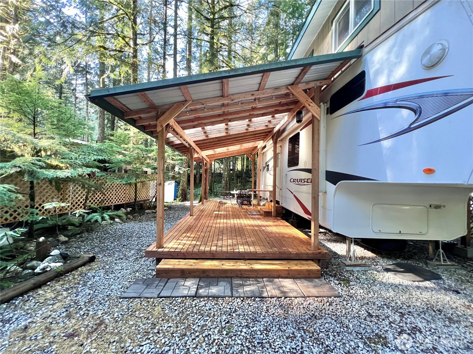 240 Shinn Canyon Drive , Deming, WA 98244