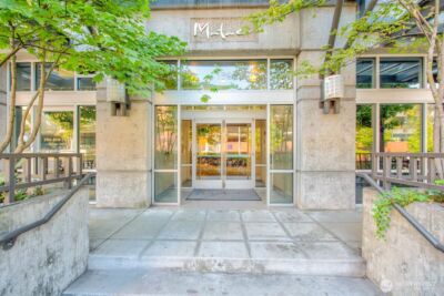 159 Denny Way #402, Seattle, WA 98109 - Photo 21