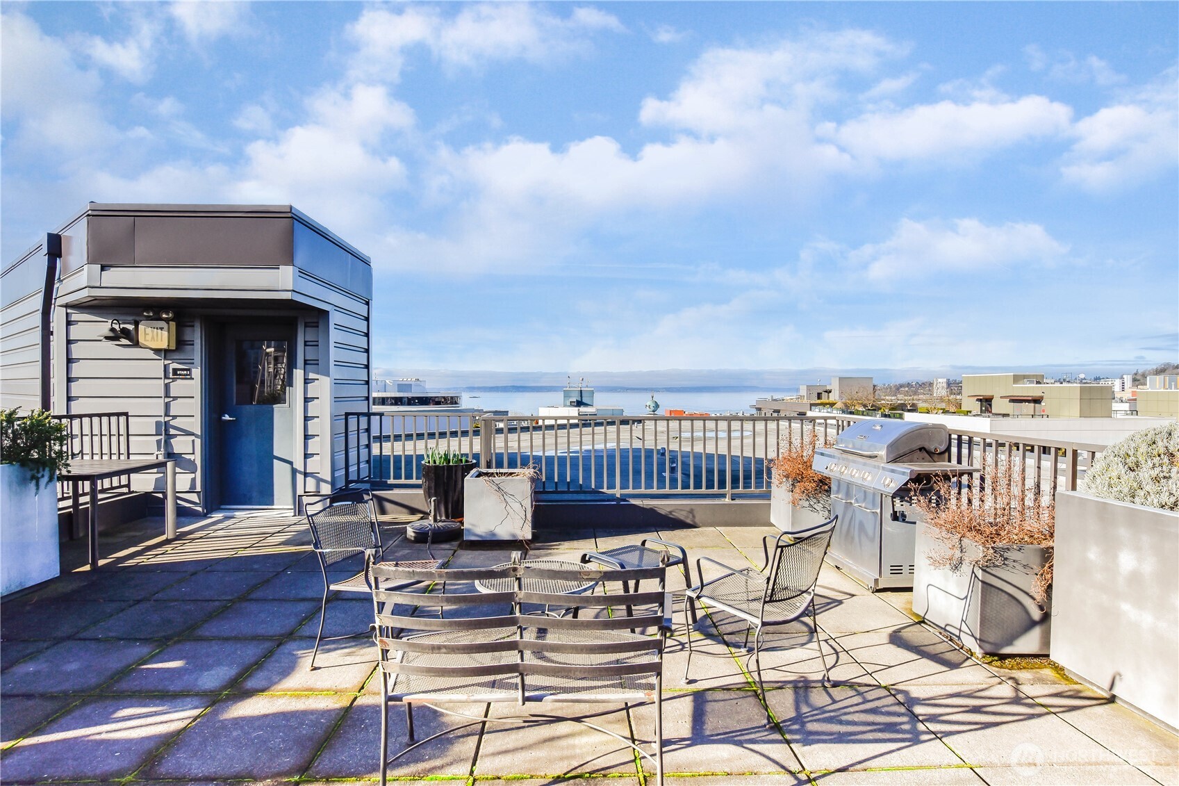 159 Denny Way #402, Seattle, WA 98109